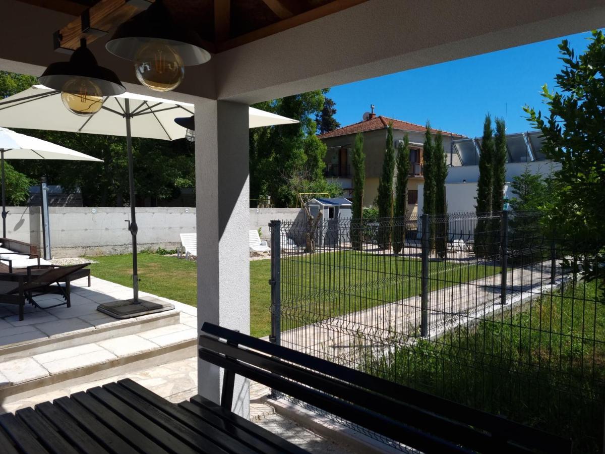 Villa Lukas Sukošan Extérieur photo