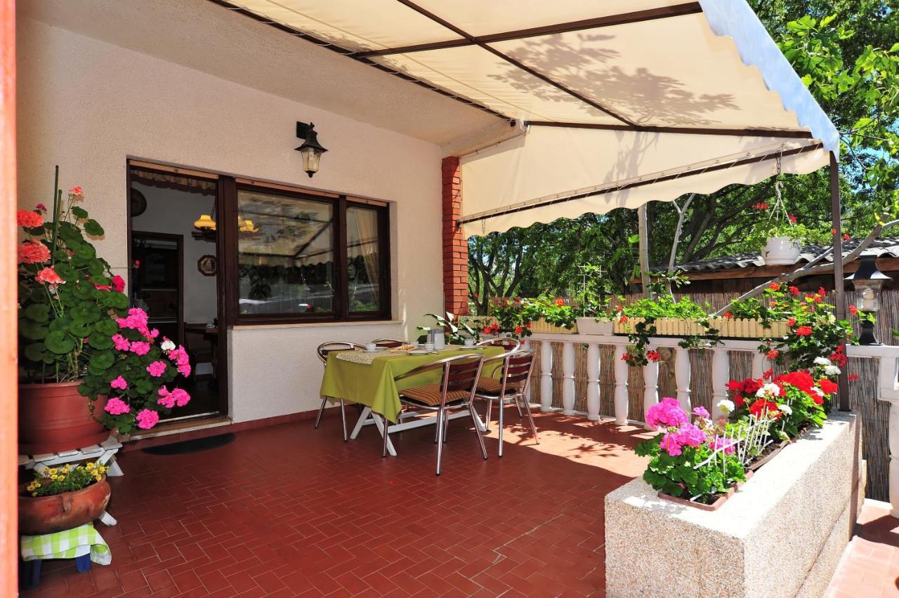Villa Lukas Sukošan Extérieur photo